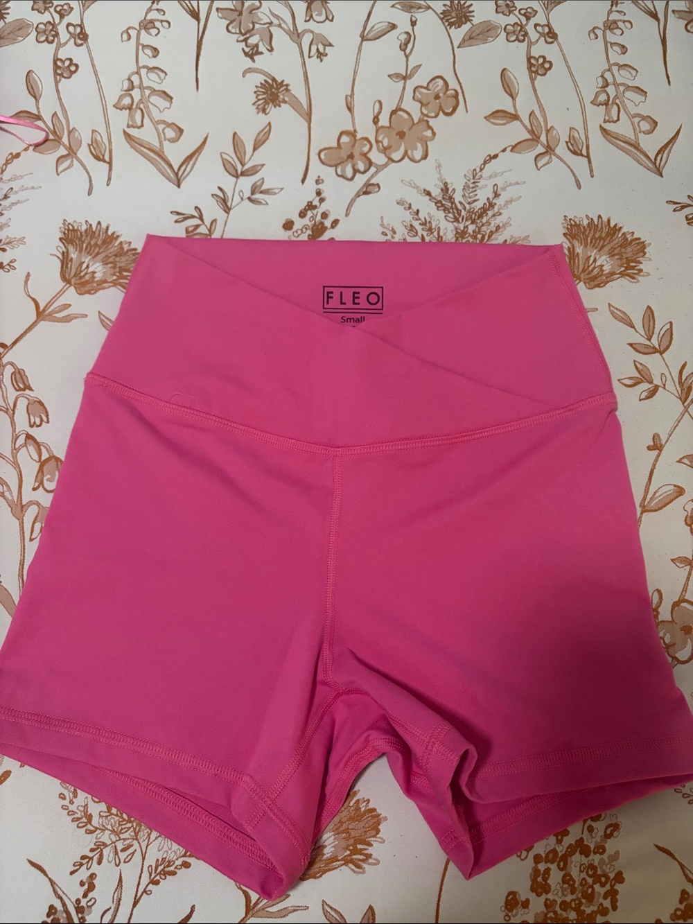 Fleo Women's High-Rise Hot Pink Bike Shorts